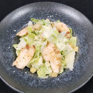 Sezar Salata Tavuklu (Süt ürünü,Balık,Gluten ve Hardal içerir)